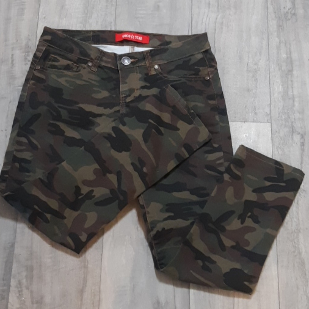 Womens jeans Sz 5 Lightweight Summer Material Low Rise GOGO Camouflage Green b36